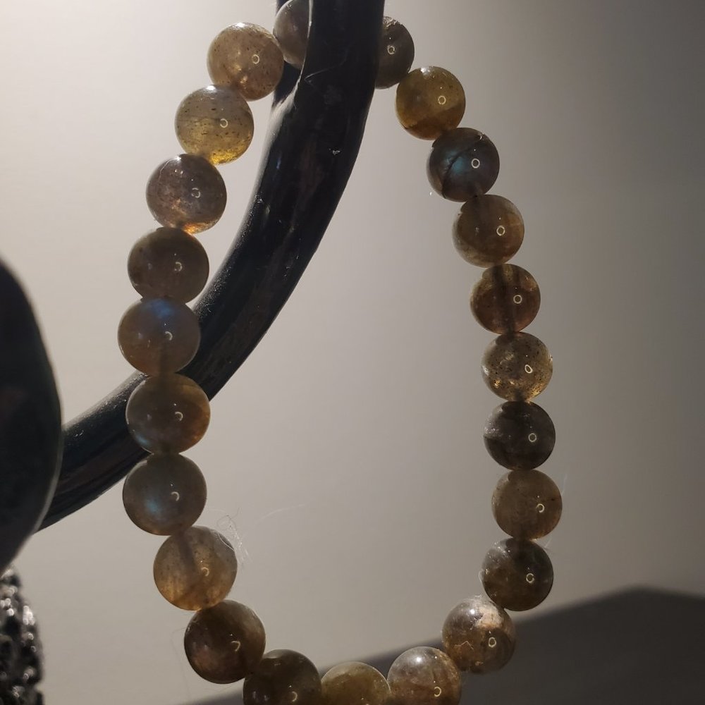 Labradorite bead bracelet - Picture 3 of 3
